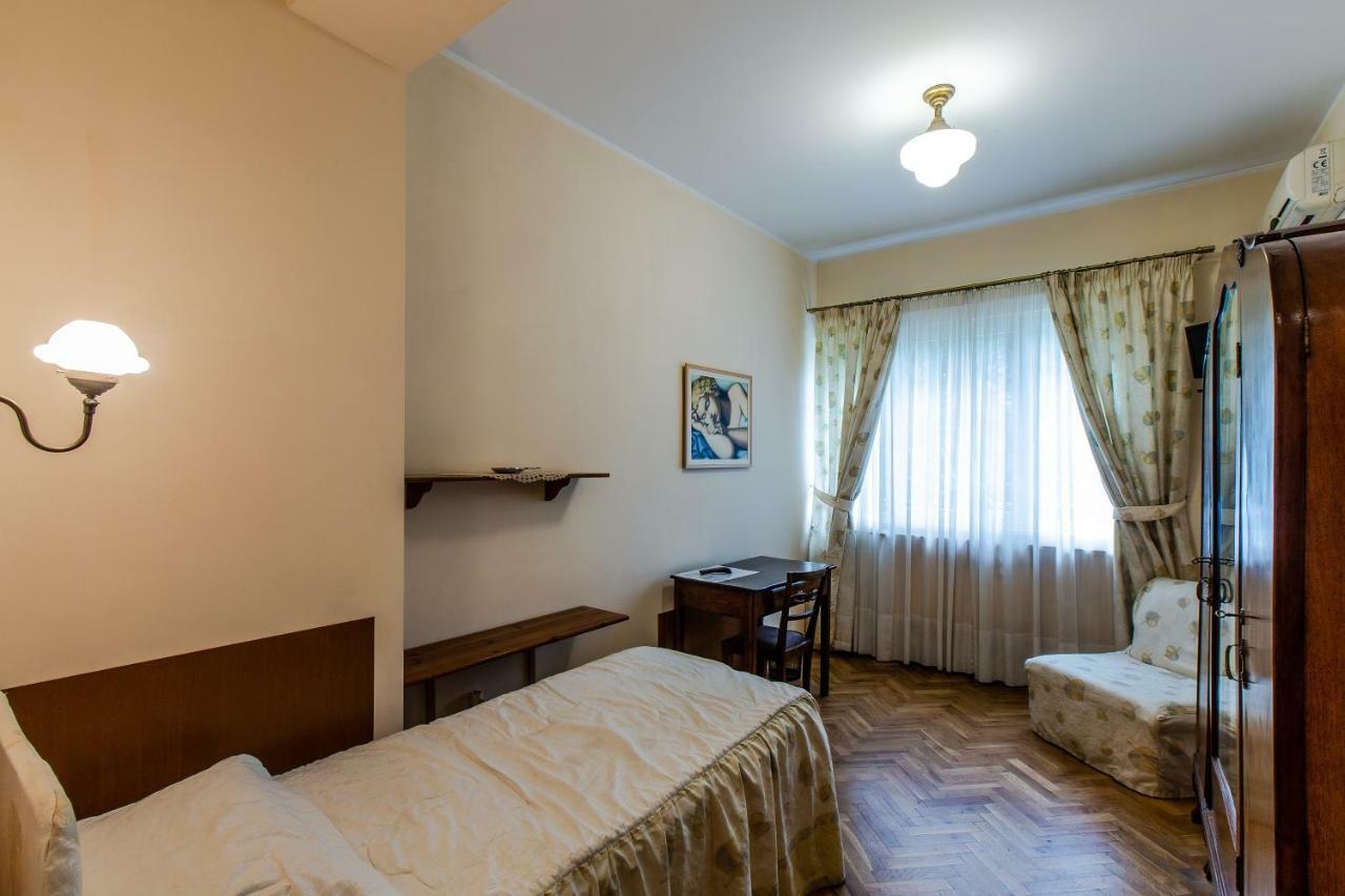 Casa Ferrari Bed & Breakfast Sofia Buitenkant foto